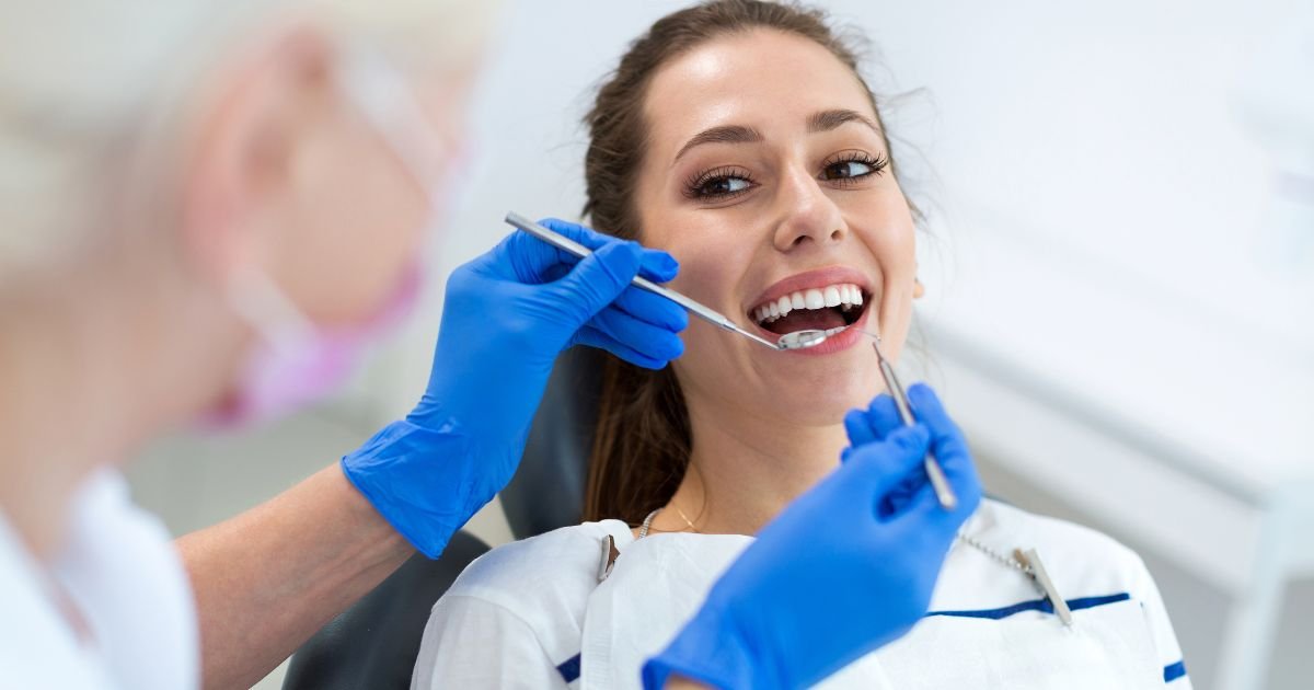 Dentist